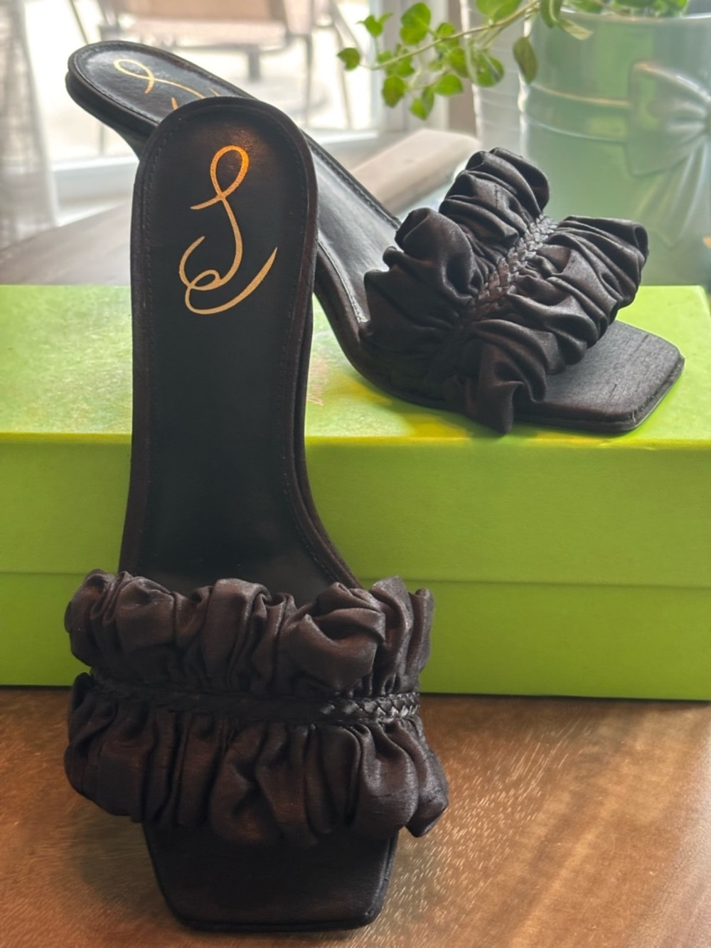 Sam Edelman Black Ruched Slide Mules - Picture 2 of 9